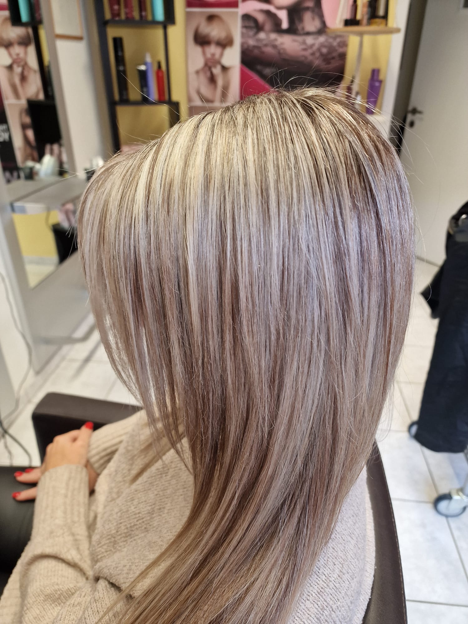 Detail Haarstyling – Hairmania